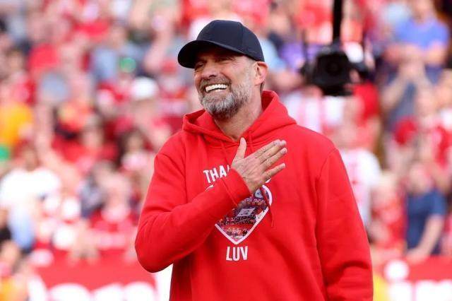 1735446647577015924.jpg 8903f53d-ad19-458b-94c5-25592b7673a5.jpg